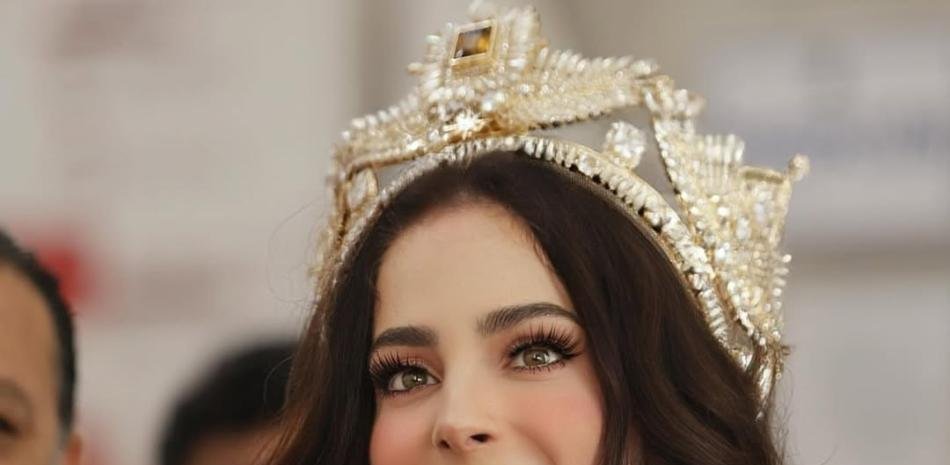 Miss Universo apoya a Fátima Bosch en su disputa legal contra Nawat Itsaragrisil